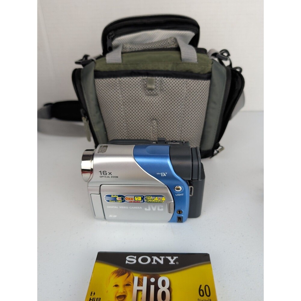 JVC Digital Video Camera GR-D72U 16X Optical Zoom UNTESTED